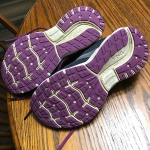 Brooks sneakers